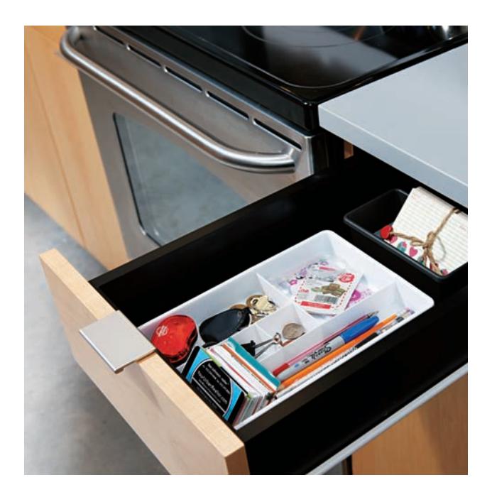Compartment system in a junk drawer